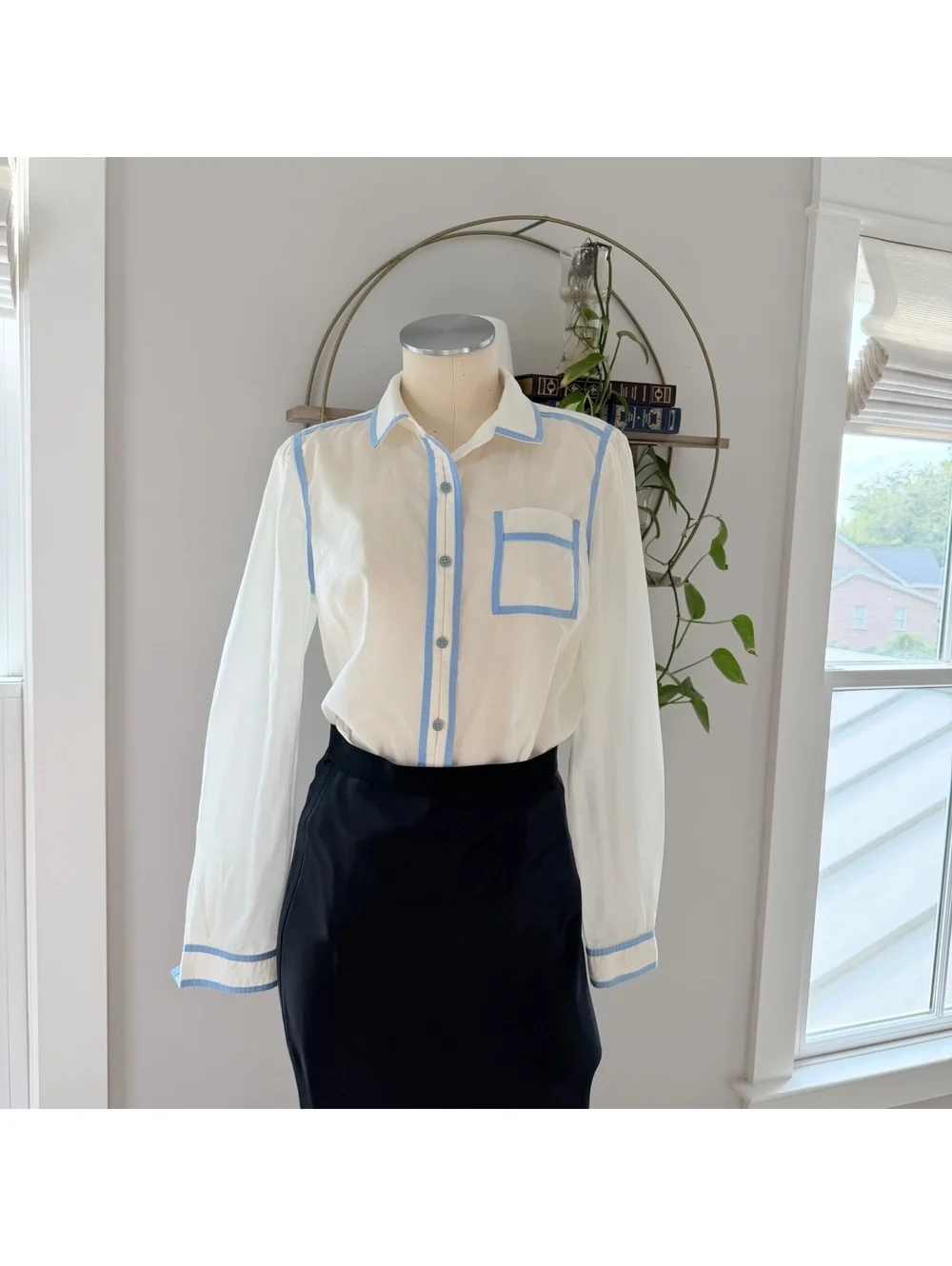 Tory Burch White Button-Up Shirt | Light Blue Trim Size 8